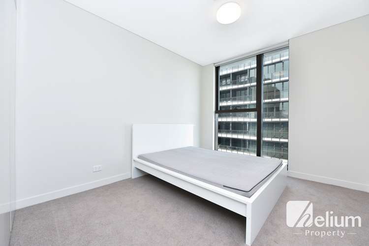 Third view of Homely apartment listing, 603/6 Ebsworth Street, Zetland NSW 2017