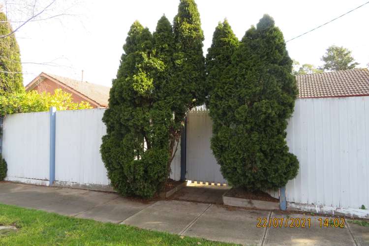 Third view of Homely house listing, 21 Alexandra Avenue, Sale VIC 3850