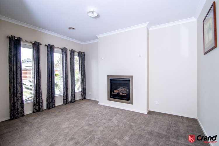 Second view of Homely house listing, 33 Nature Circuit, Cranbourne North VIC 3977