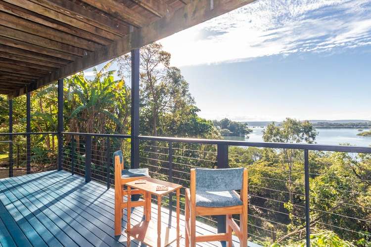 8 Keith St, Macleay Island QLD 4184