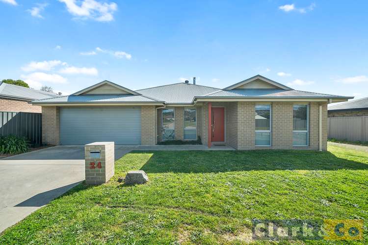 24 Bellview Court, Mansfield VIC 3722