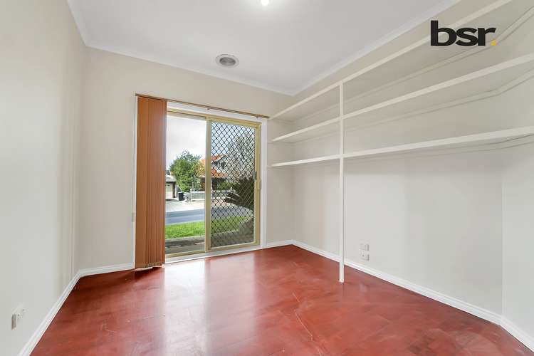 Sixth view of Homely house listing, 2 Hemar Crescent, Hillside VIC 3037