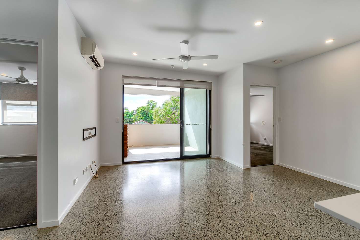 Main view of Homely apartment listing, 305/27 Ekibin Road, Annerley QLD 4103