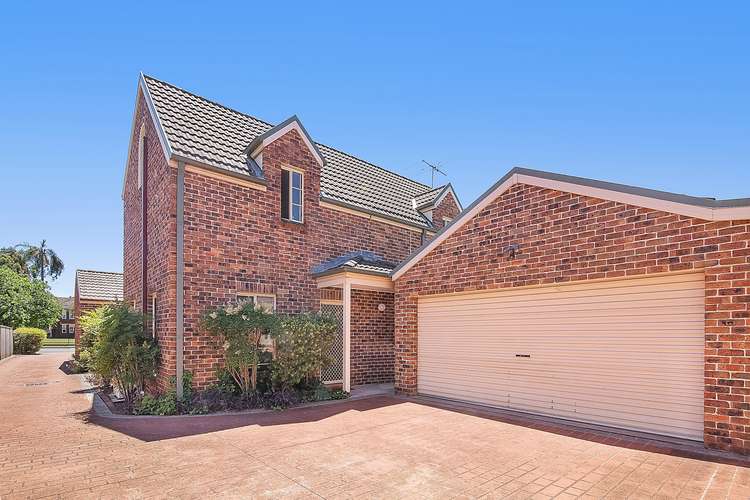 Main view of Homely townhouse listing, 2/100 Windsor Street, Richmond NSW 2753