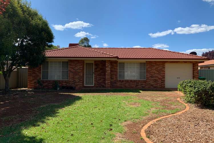 24 Murrumbidgee Place, Dubbo NSW 2830