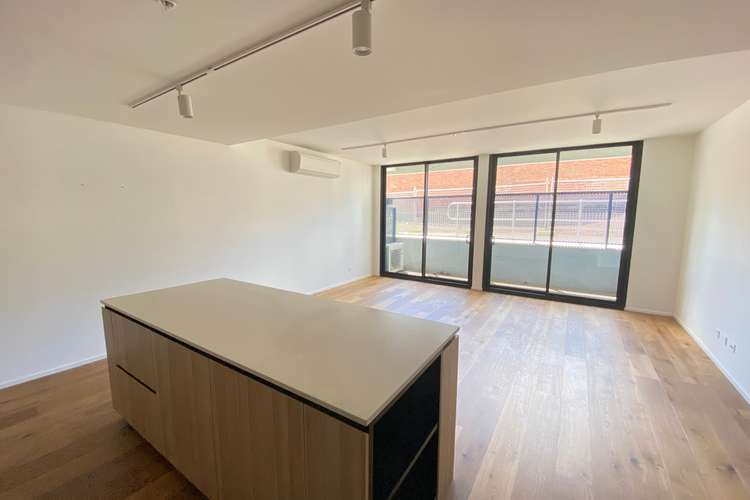 Third view of Homely apartment listing, 4/121 Rosslyn Street, West Melbourne VIC 3003