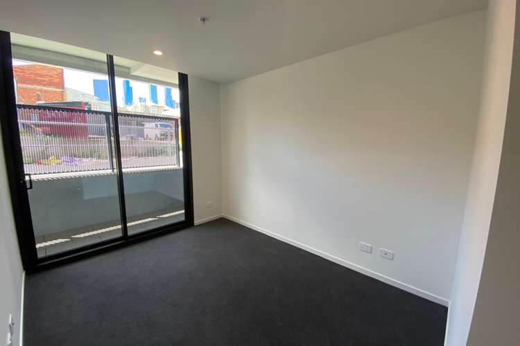 Fifth view of Homely apartment listing, 4/121 Rosslyn Street, West Melbourne VIC 3003