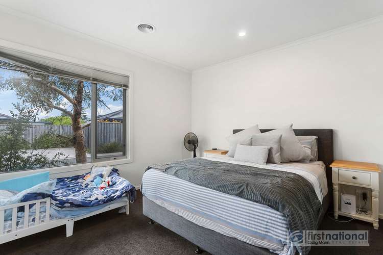 Sixth view of Homely unit listing, 33 Cabernet Drive, Somerville VIC 3912
