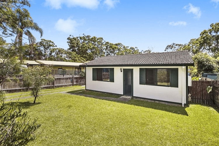 28 McKellar Boulevard, Blue Haven NSW 2262