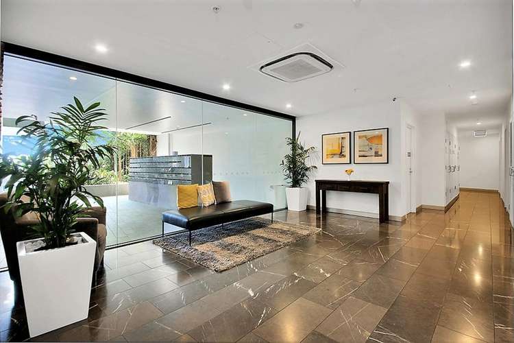 Second view of Homely apartment listing, 12/37D Harbour Road, Hamilton QLD 4007