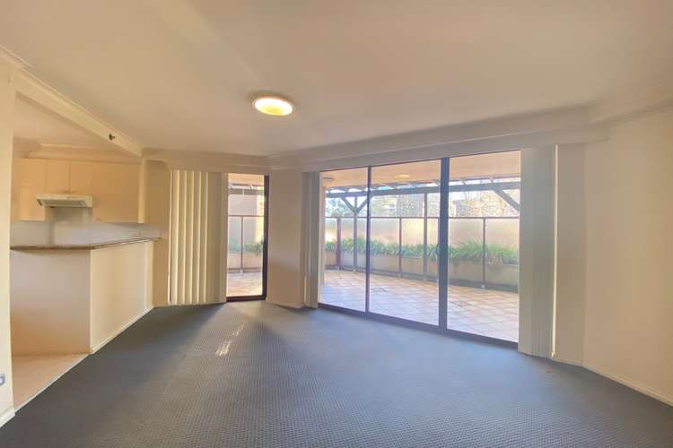 Third view of Homely apartment listing, 2/2A Hollywood Avenue, Bondi Junction NSW 2022