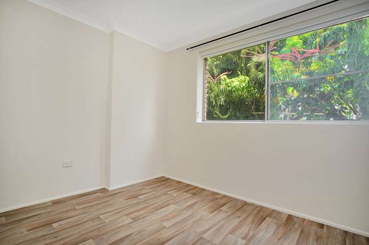Fourth view of Homely unit listing, 8/33 Sexton Street, Highgate Hill QLD 4101