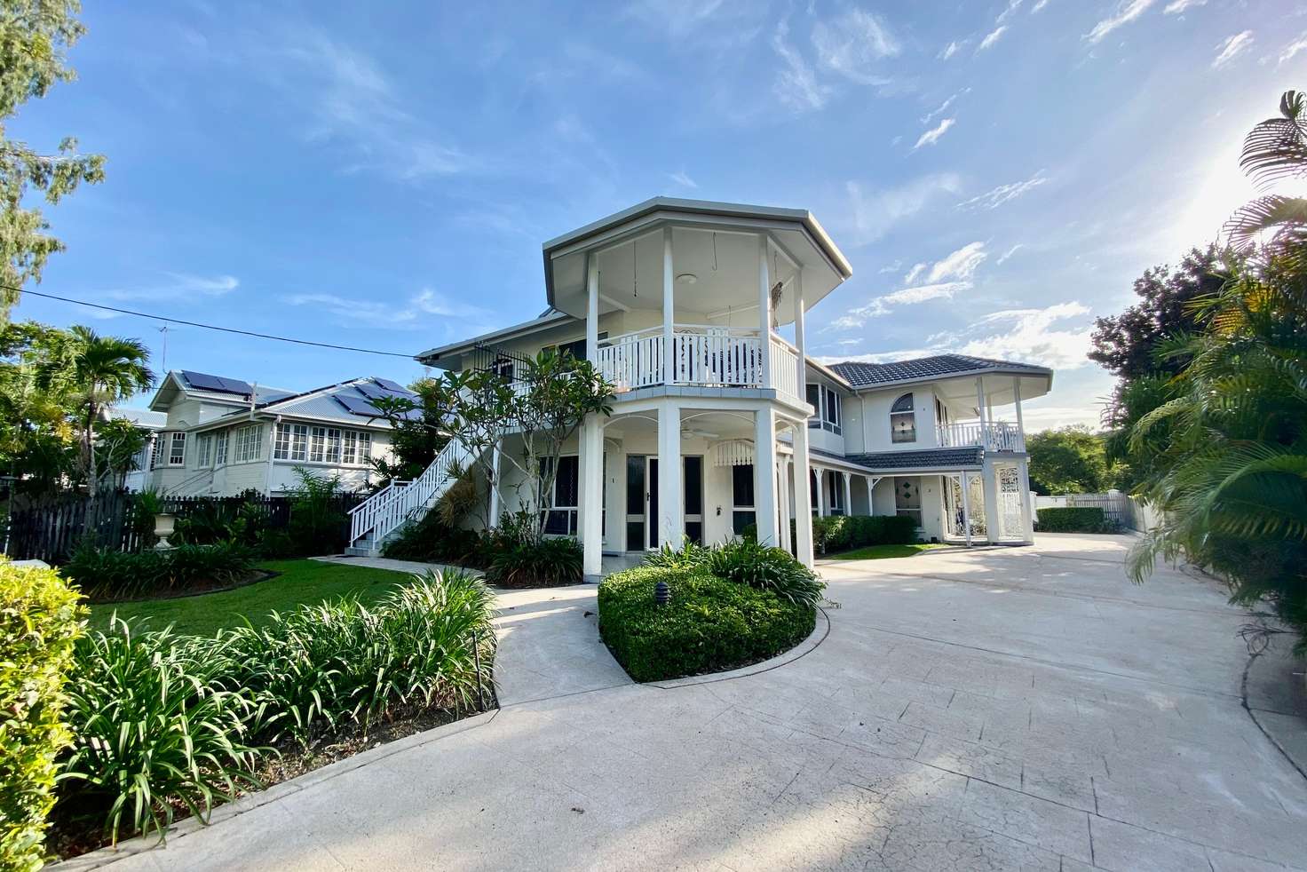 Main view of Homely apartment listing, 2/39 Cairns Street, Cairns North QLD 4870