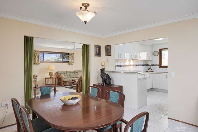 Fifth view of Homely house listing, 2 Kallaroo Crescent, Ashmore QLD 4214
