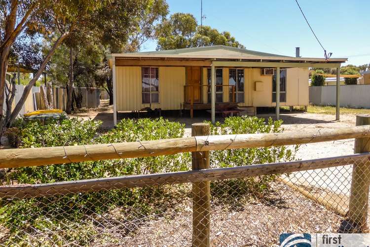 53 Muluckine Road, Muluckine WA 6401