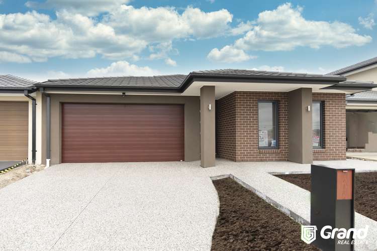 12 Cropping St, Clyde North VIC 3978