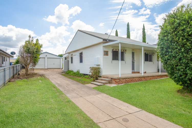 21 Whitburn Street, Greta NSW 2334