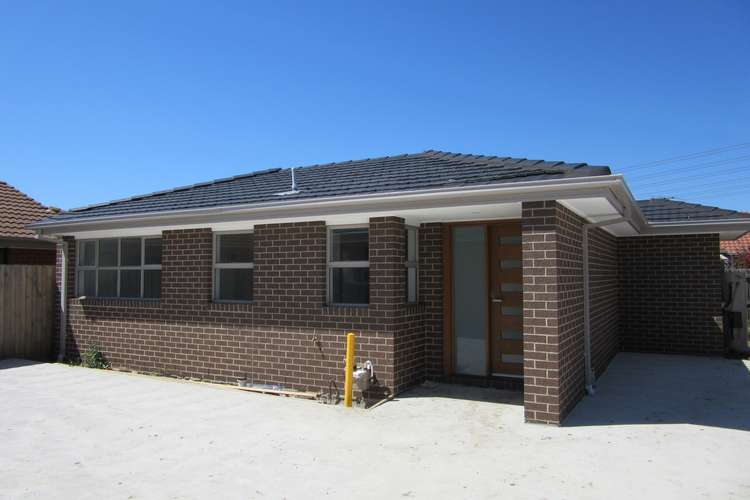 Main view of Homely unit listing, 2/5 Bethany Court, South Morang VIC 3752