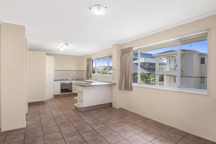 Second view of Homely unit listing, 4/7 Fourth Avenue, Palm Beach QLD 4221