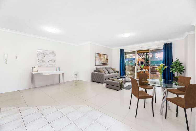 Third view of Homely apartment listing, 32/8 Fourth Avenue, Blacktown NSW 2148