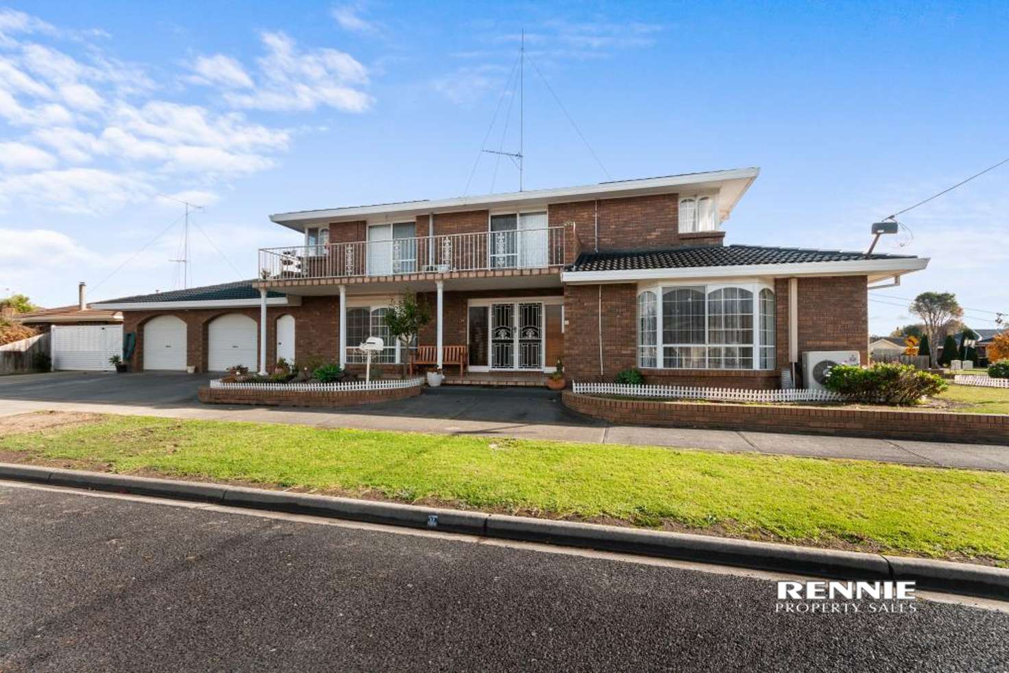 Main view of Homely house listing, 32 Nindoo Drive, Morwell VIC 3840