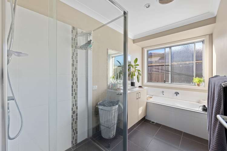 Fifth view of Homely semiDetached listing, 15 Alpine Court, Cranley QLD 4350