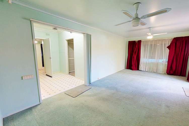 Third view of Homely house listing, 33 Weeroona Avenue, White Hills VIC 3550