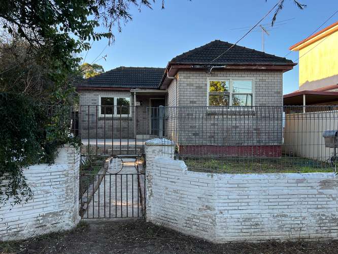 111 Derria Street, Canley Heights NSW 2166