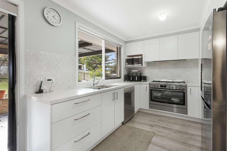 Third view of Homely house listing, 33 Thomas Mitchell Drive, Endeavour Hills VIC 3802