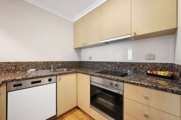 Fifth view of Homely apartment listing, 6031/1 William Street, Melbourne VIC 3000