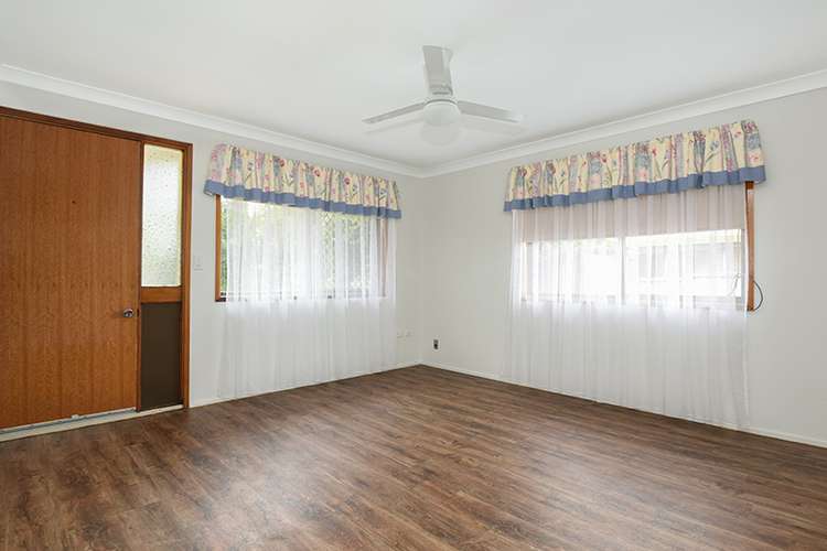 Second view of Homely unit listing, 2/13 Yalumba Crescent, Wilsonton Heights QLD 4350