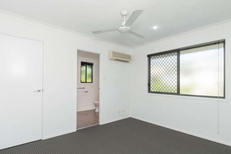 Fourth view of Homely townhouse listing, 3/285 Riding Road, Balmoral QLD 4171