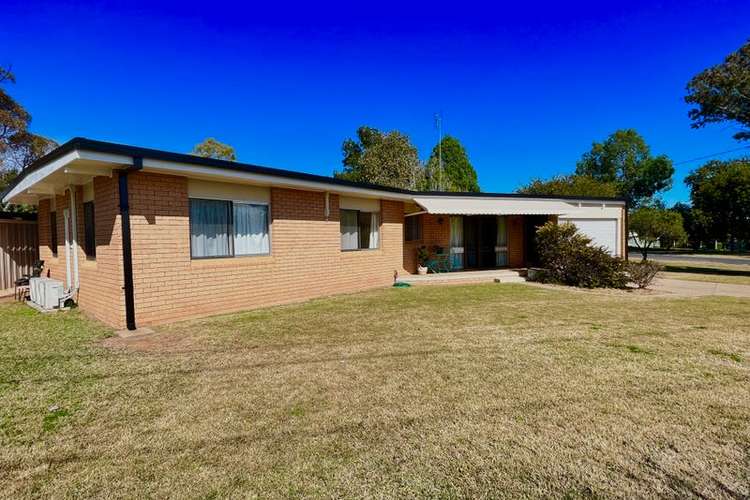 Main view of Homely house listing, 8 Park Street, Chinchilla QLD 4413