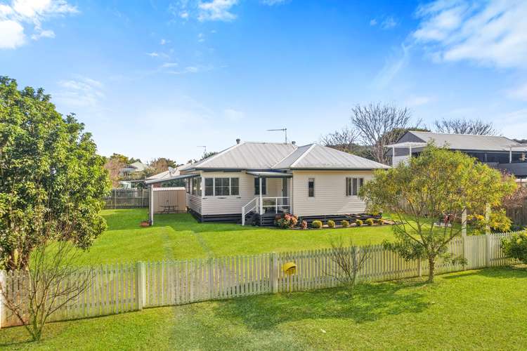 22 Francis Terrace, Esk QLD 4312