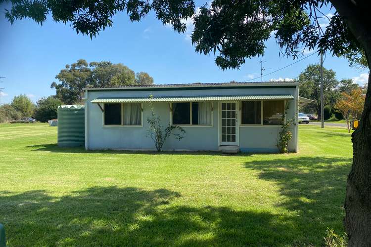 45 Railway Avenue, Coolah NSW 2843