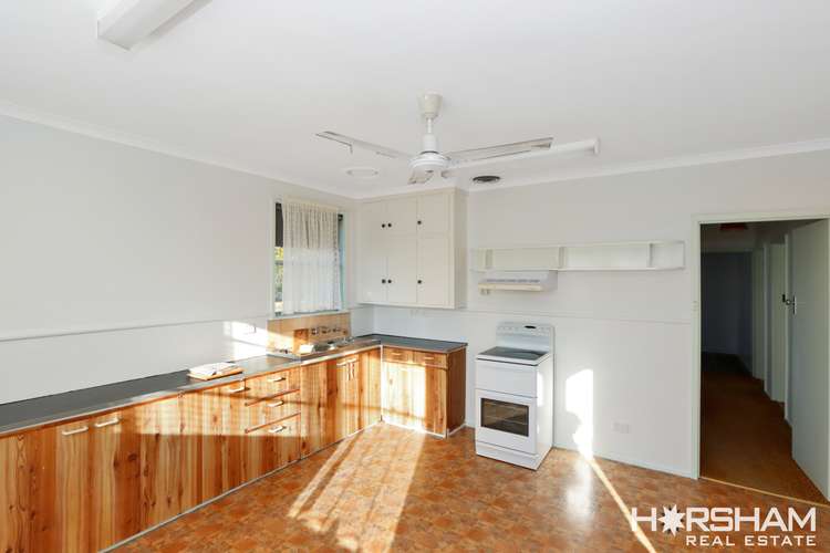Second view of Homely house listing, 7 Knight Place, Horsham VIC 3400