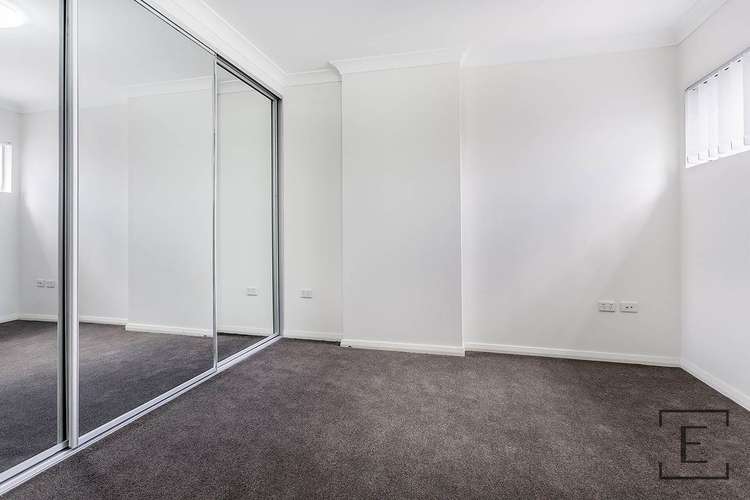 Third view of Homely apartment listing, 16/12 Stimson Street, Guildford NSW 2161