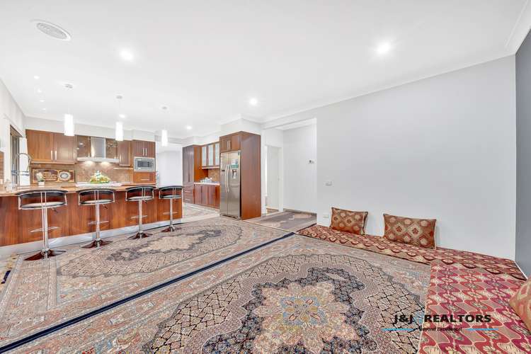 Second view of Homely house listing, 18 Bella Crescent, Hallam VIC 3803