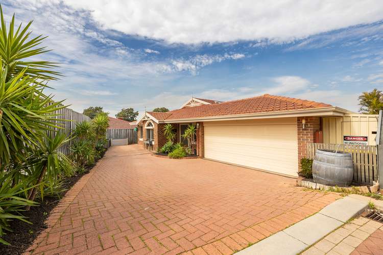7 Pineview Place, Landsdale WA 6065