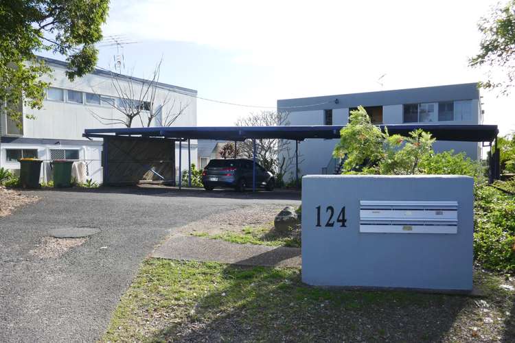 Main view of Homely unit listing, 2/124 Buderim Avenue, Alexandra Headland QLD 4572