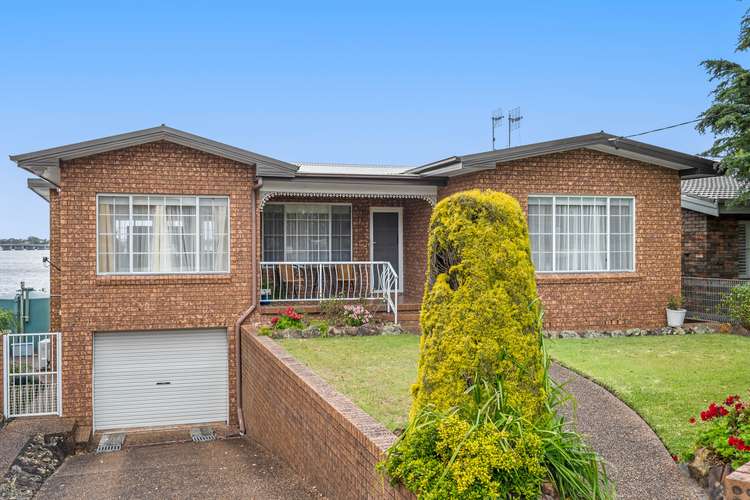 15 Arlunya Avenue, Gorokan NSW 2263