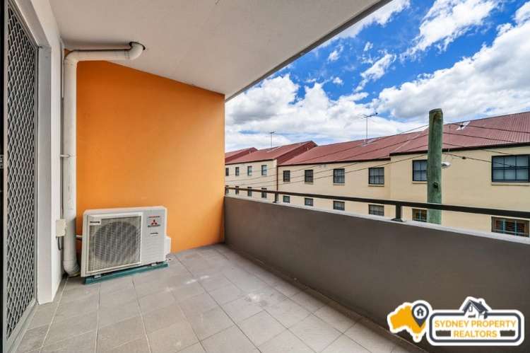 Third view of Homely apartment listing, 16/465-481 Wentworth Avenue, Toongabbie NSW 2146
