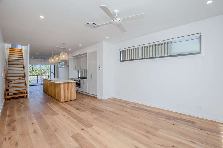 Main view of Homely townhouse listing, 4/6 Ikkina Road, Burleigh Heads QLD 4220