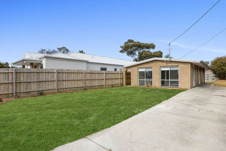 157 Sixth Avenue, Rosebud VIC 3939