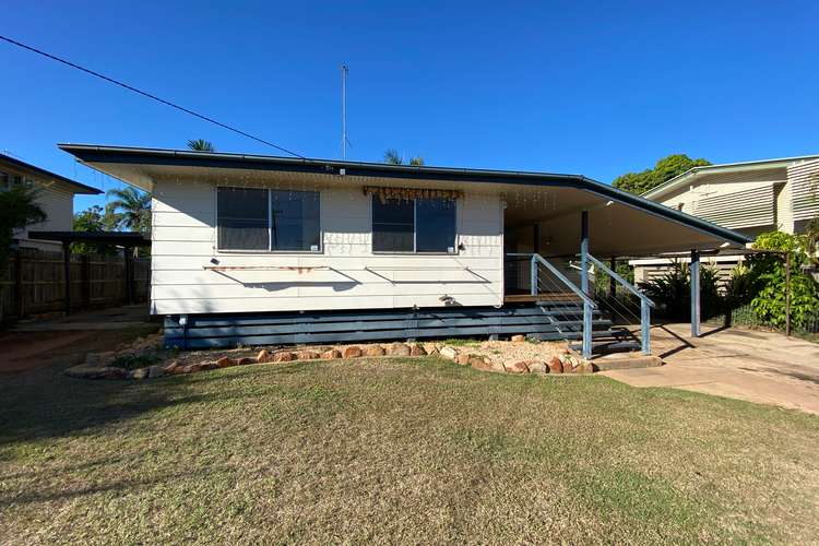 10 Rolfe Street, Moranbah QLD 4744