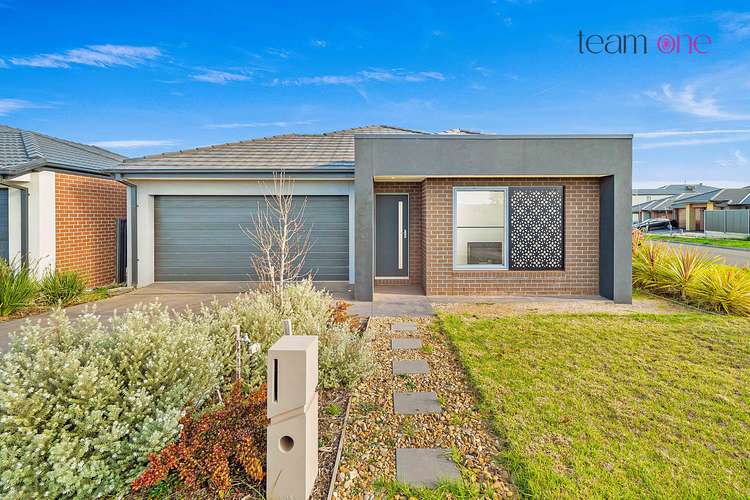 23 Reston Way, Strathtulloh VIC 3338