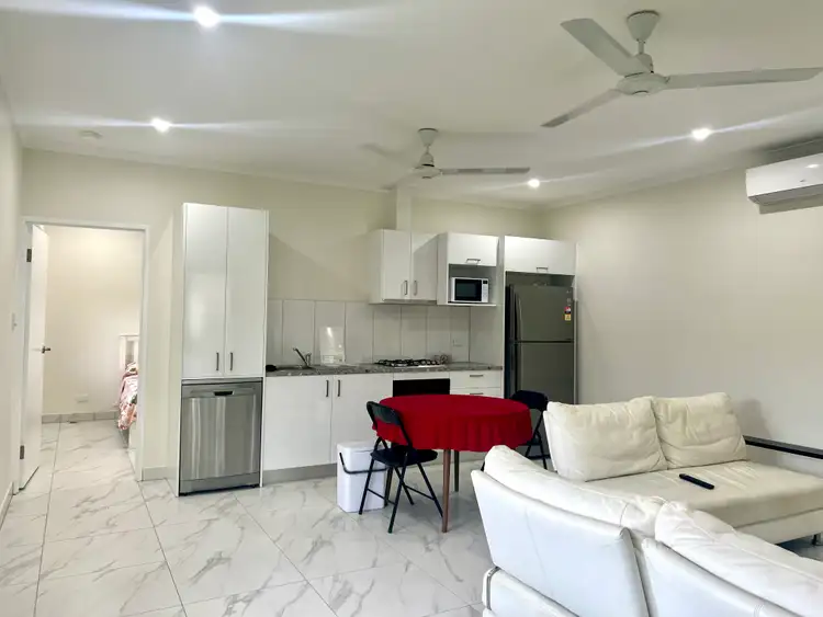 5b Nayler Court