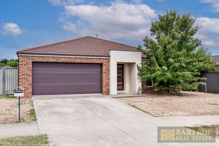 Main view of Homely house listing, 3 Alfredton Drive, Alfredton VIC 3350