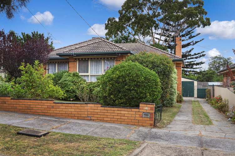 34 Hillside Grove, Airport West VIC 3042