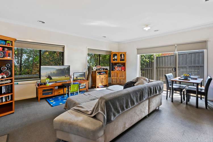 Main view of Homely townhouse listing, 5 Jackson Street, Long Gully VIC 3550